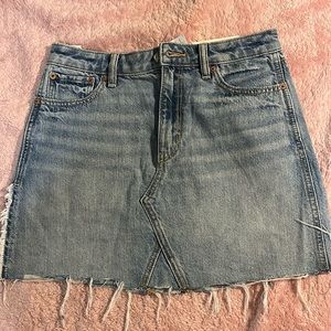 american eagle denim skirt 🦋